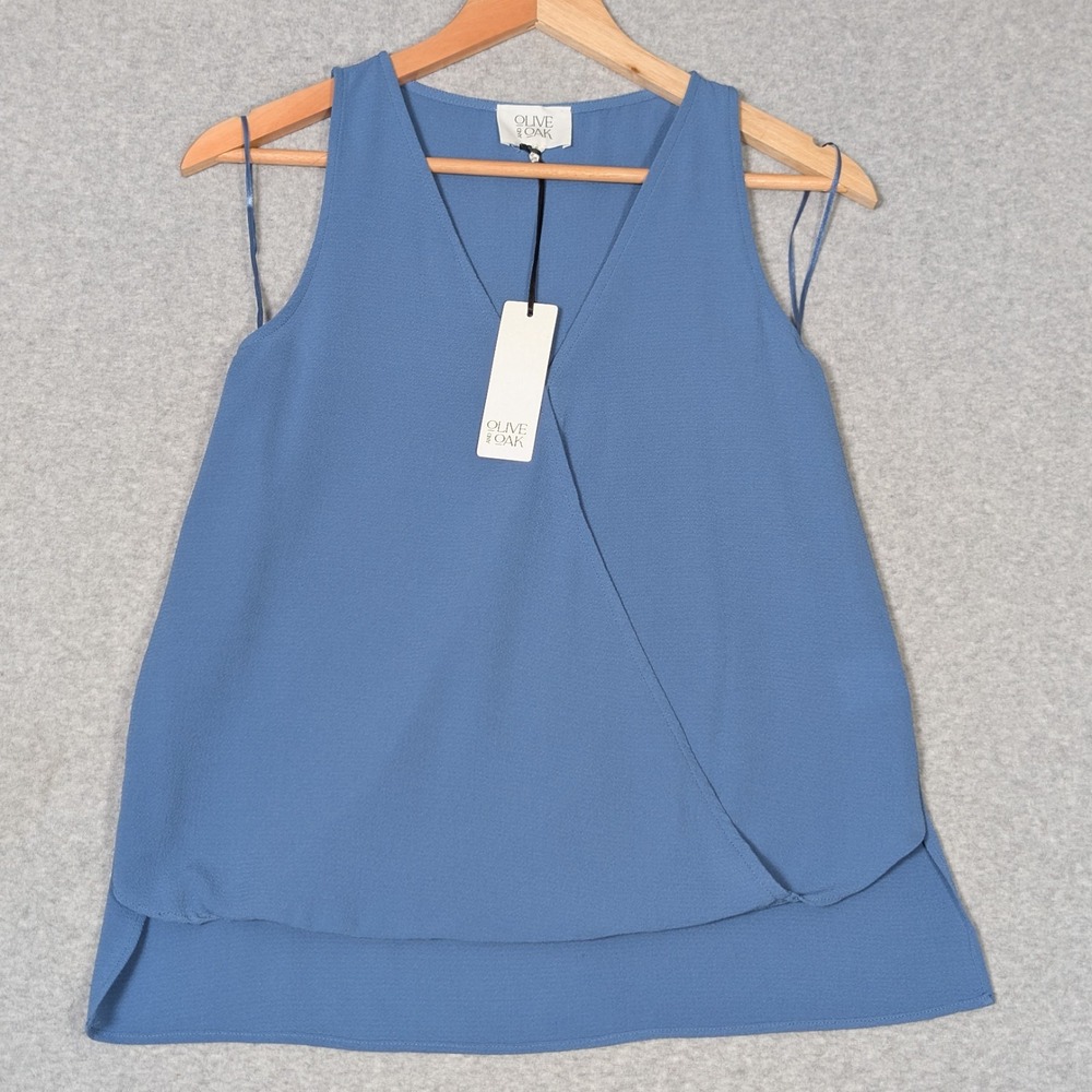 Olive and Oak Sleeveless V-Neck Top Womens Small Snap & Wrap Front New